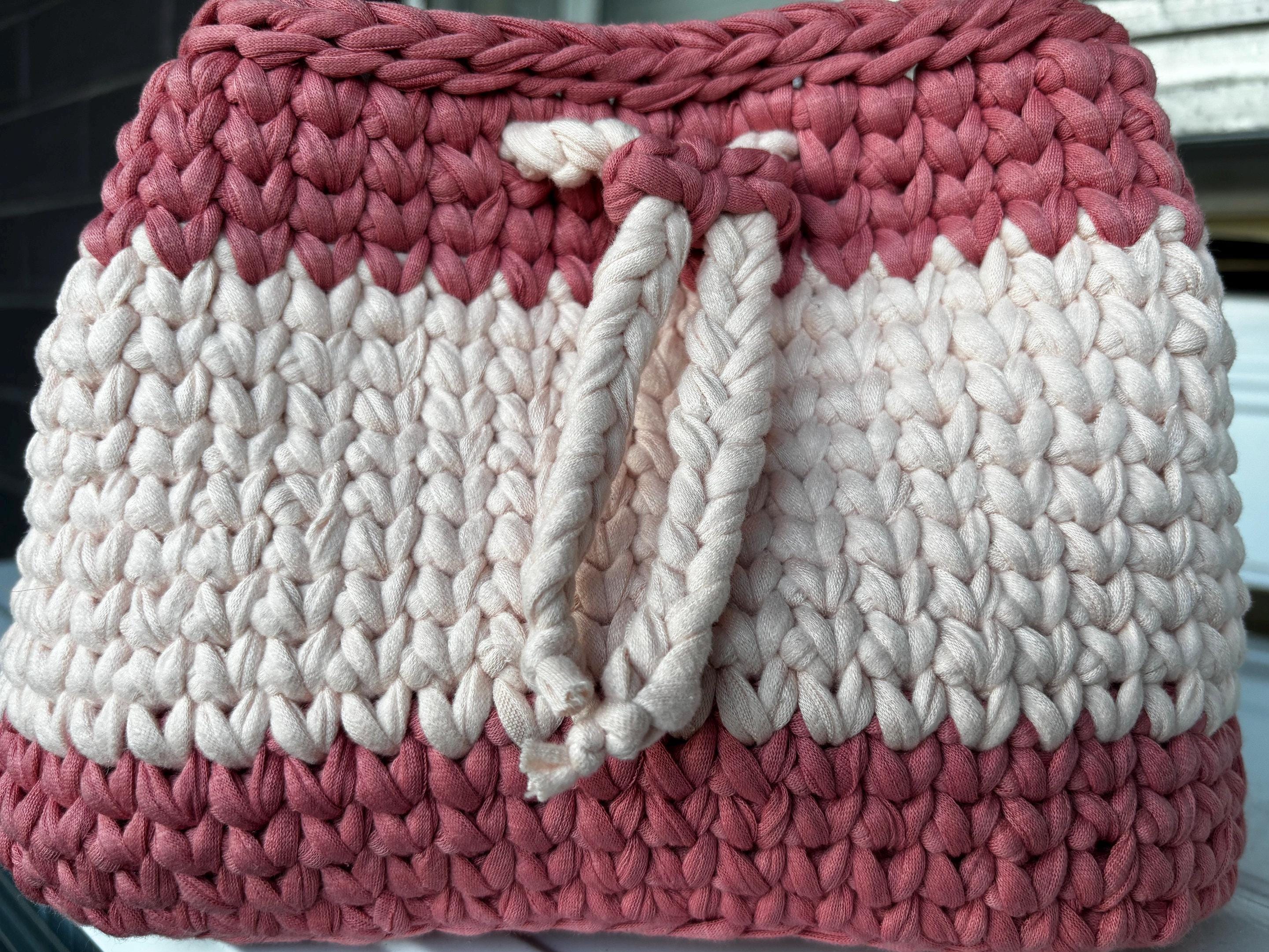 Crochet T-Shirt Yarn Handbag with Leather Base