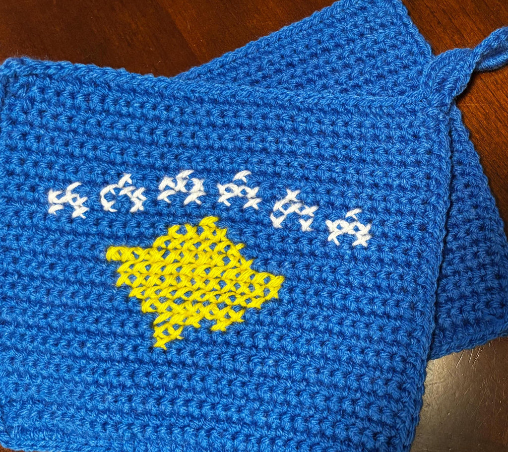 Flag pot holders set.