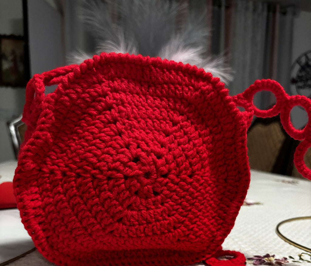 Albanian eagle crochet bag.