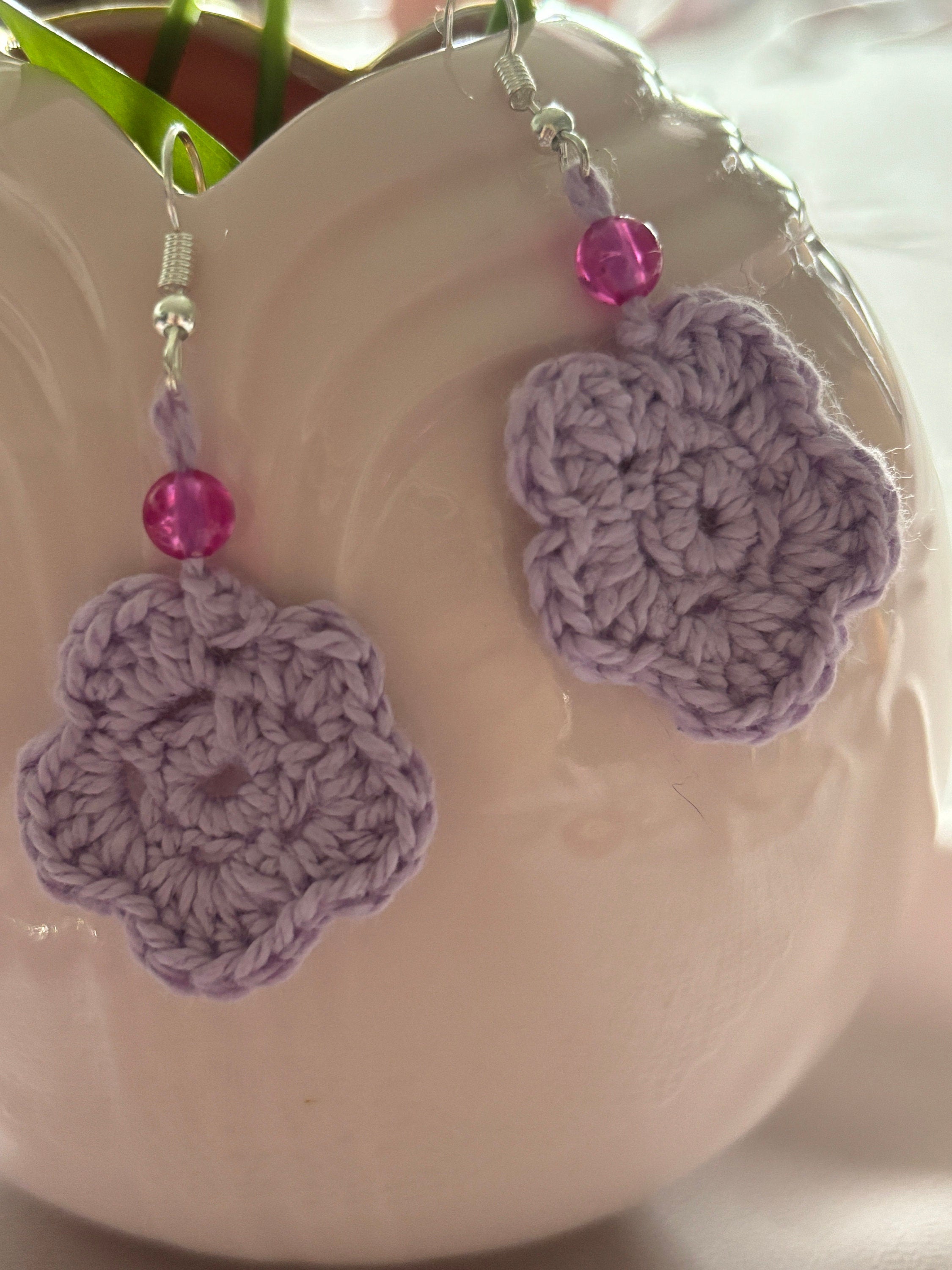 Crochet Flower Earrings: Summer Colors