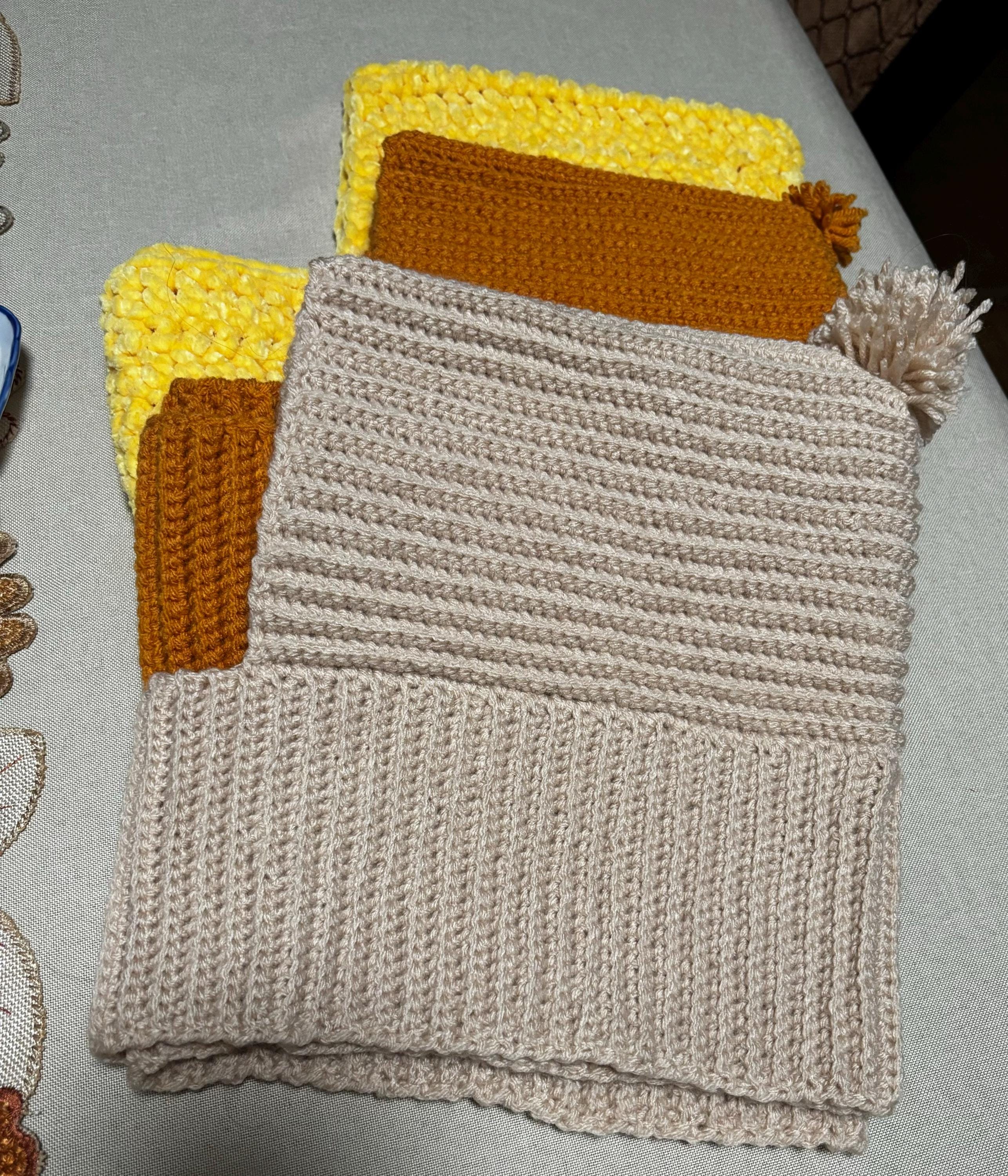 Crochet hooded scarf for toddlers.