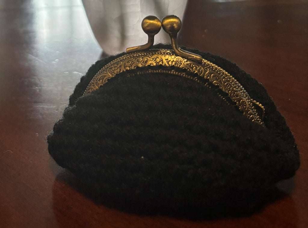Crochet coin purse.