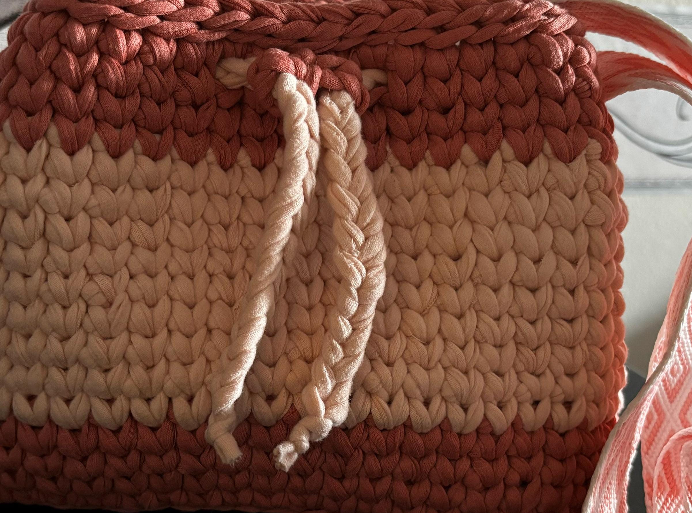 Crochet T-Shirt Yarn Handbag with Leather Base
