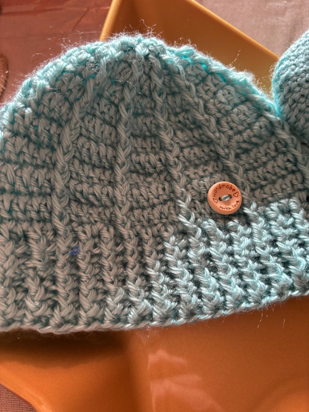 Crochet baby  hat and booties set.