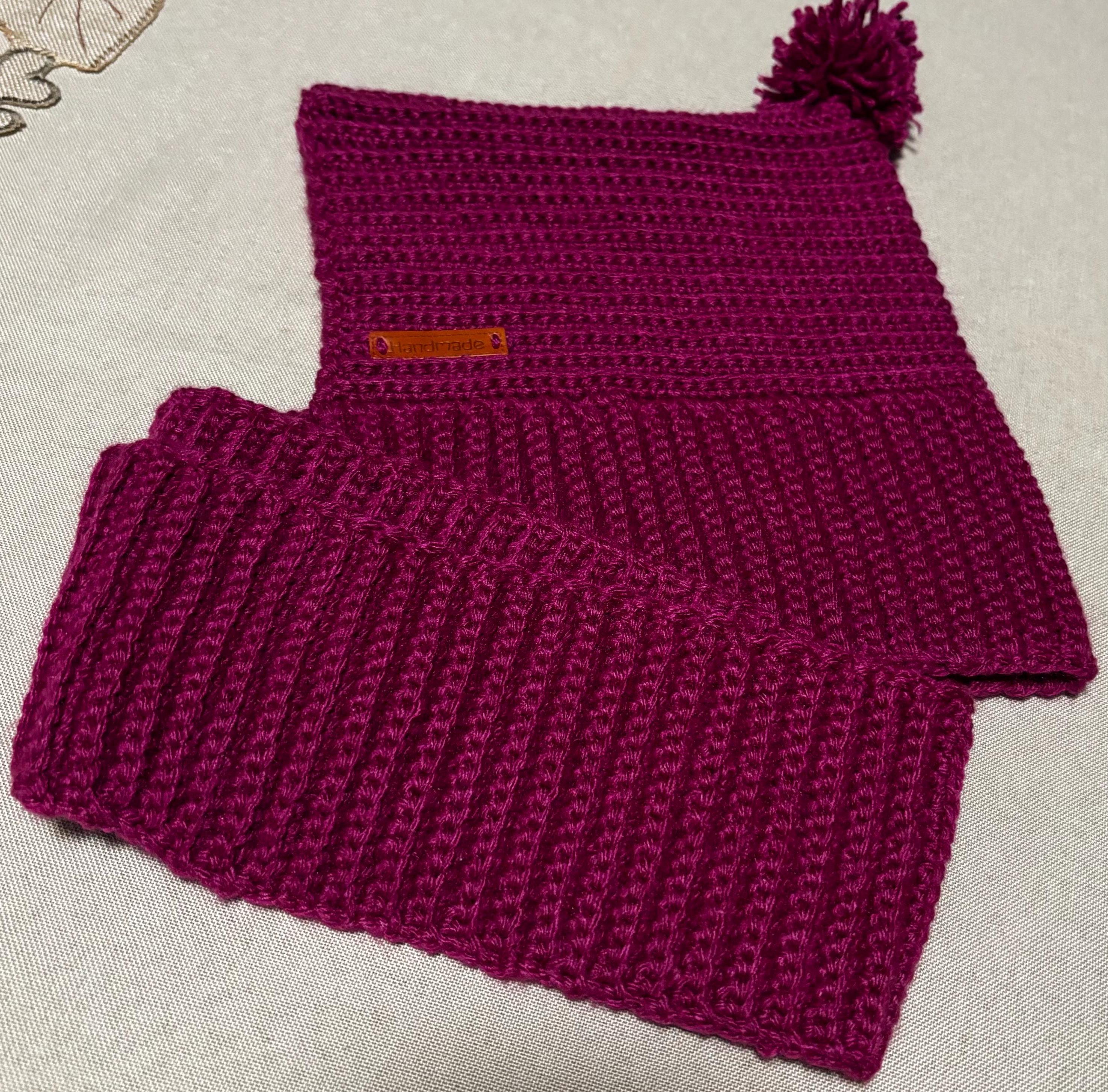 Crochet hooded scarf for toddlers.