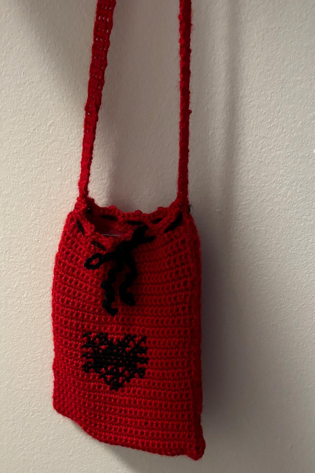 Albanian flag crochet crossbody