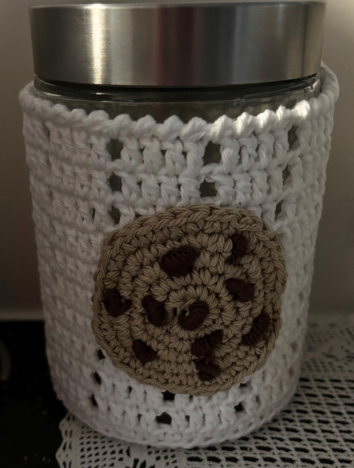 Crochet cookie jar cover.
