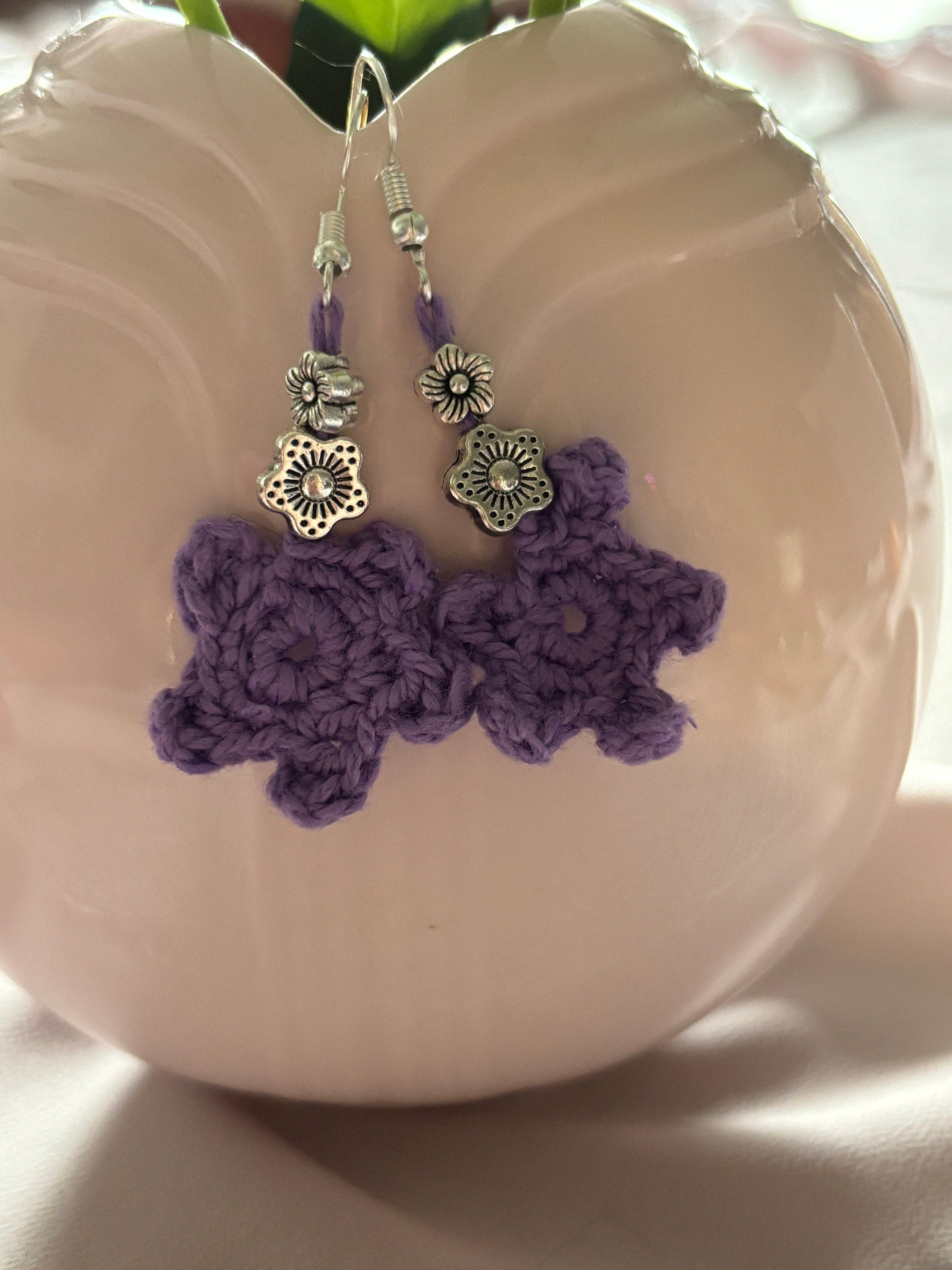 Crochet Flower Earrings: Summer Colors