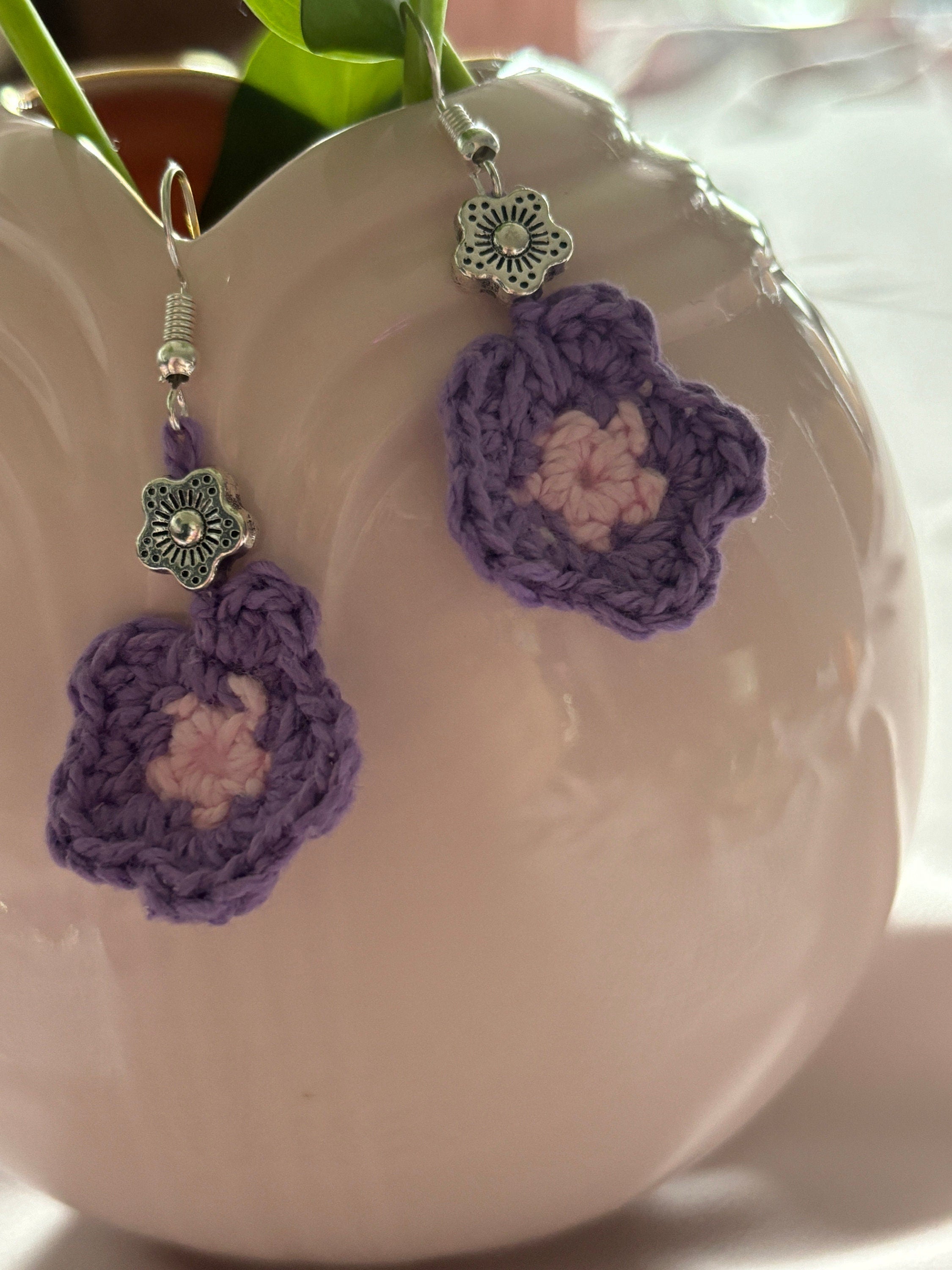 Crochet Flower Earrings: Summer Colors