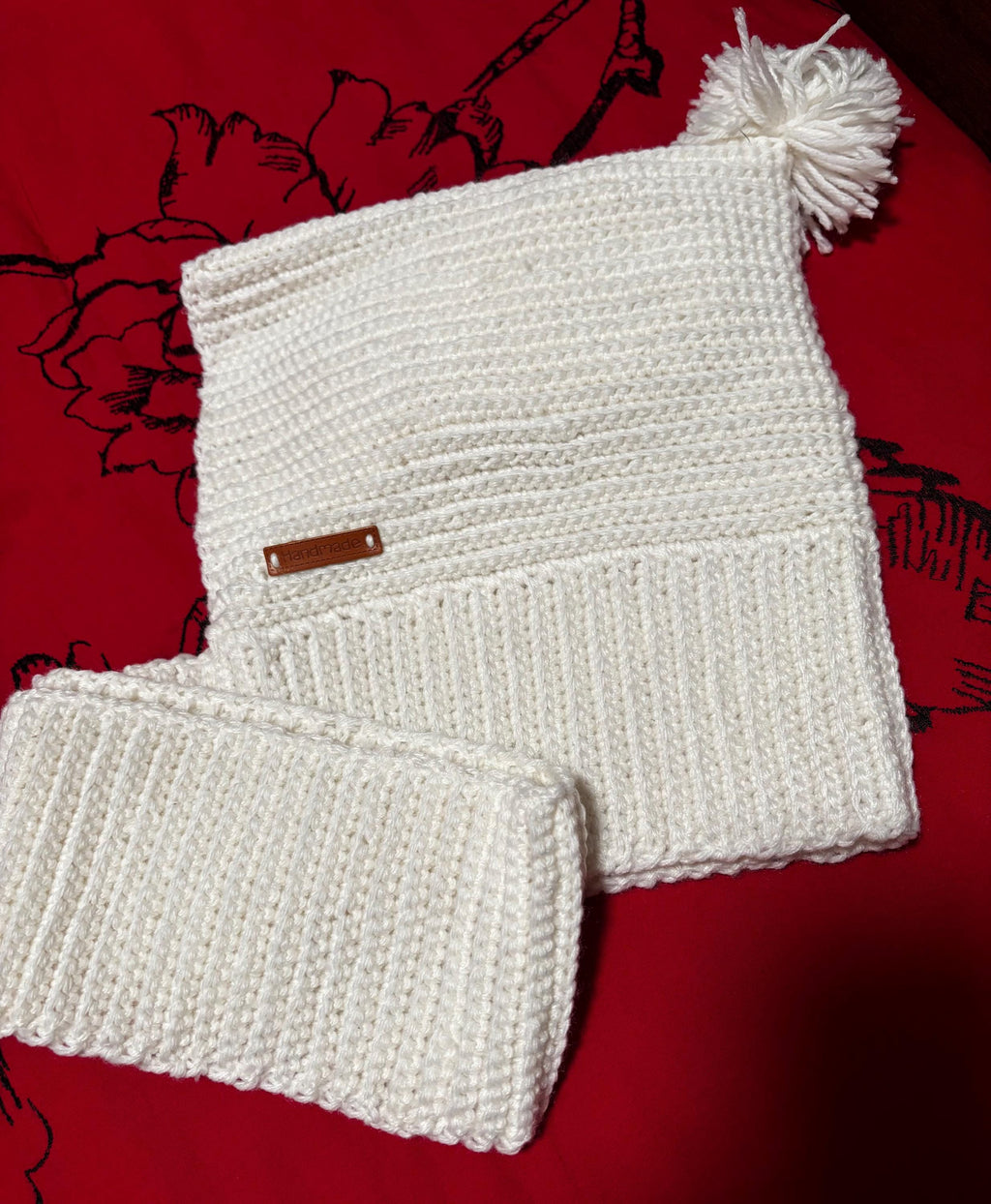 Crochet hooded scarf for toddlers.